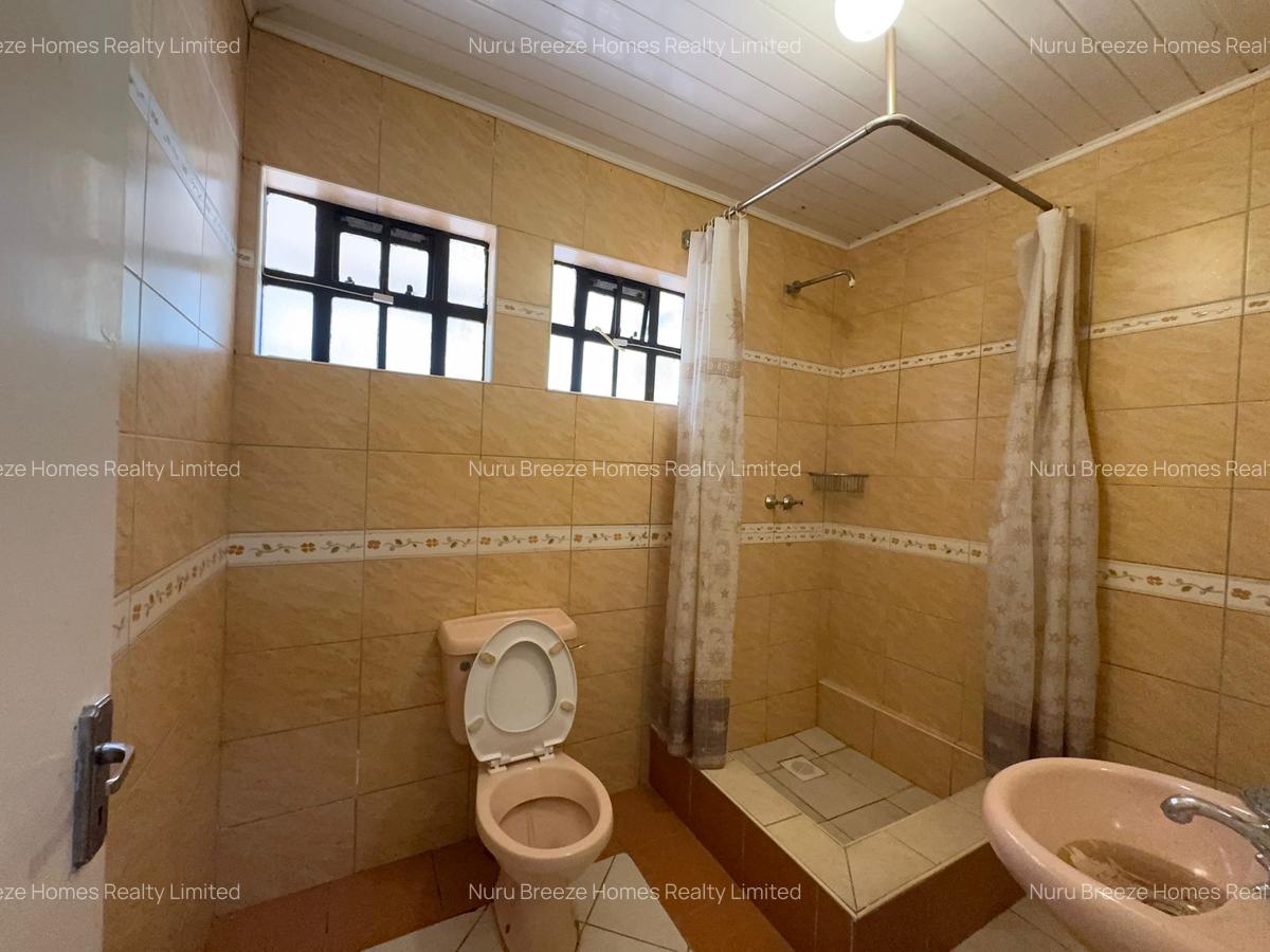5 Bed House with En Suite in Loresho - 14