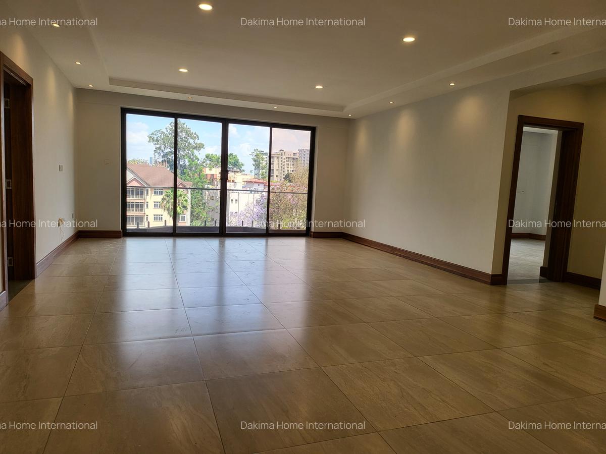 3 Bed Apartment with En Suite in Rhapta Road - 4