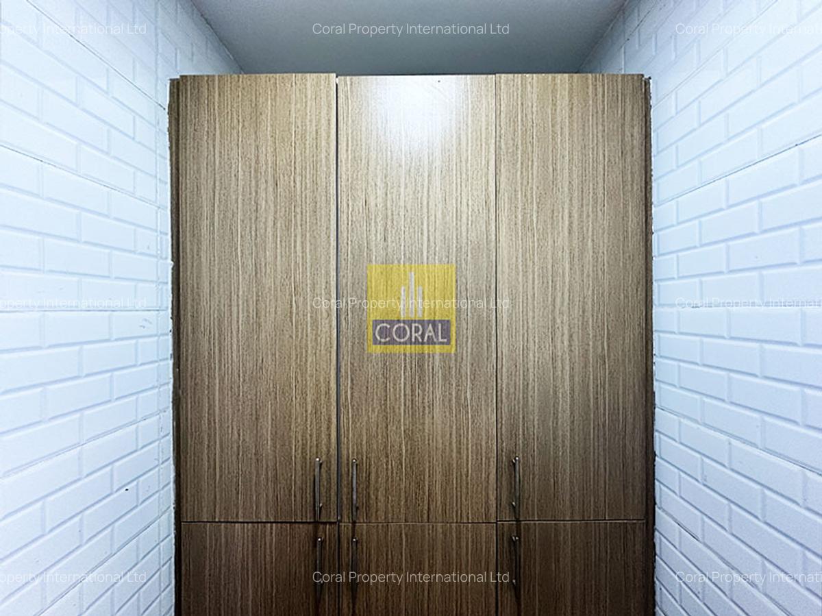 Office in Parklands - 9