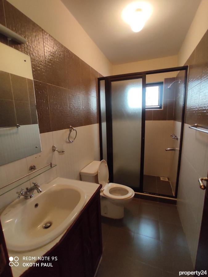 5 Bed Townhouse with En Suite in Lavington - 14