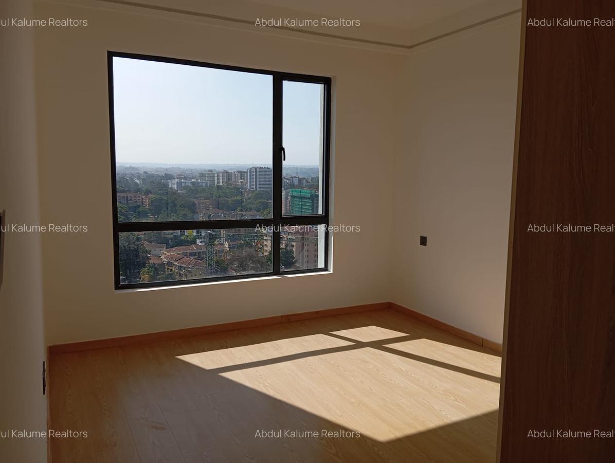 Serviced 2 Bed Apartment with En Suite at Lavington - 7