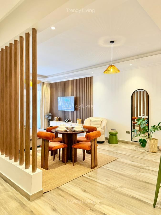 Serviced 2 Bed Apartment with En Suite at School Lane - 2