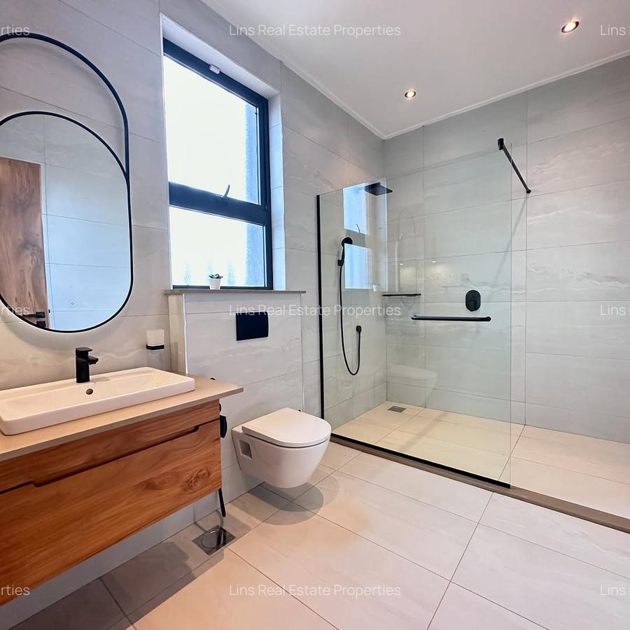 Serviced 4 Bed Apartment with En Suite in Loresho - 9