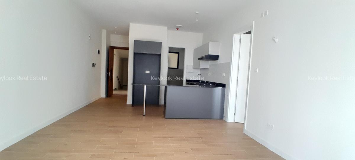 1 Bed Apartment with En Suite at Lavington - 5