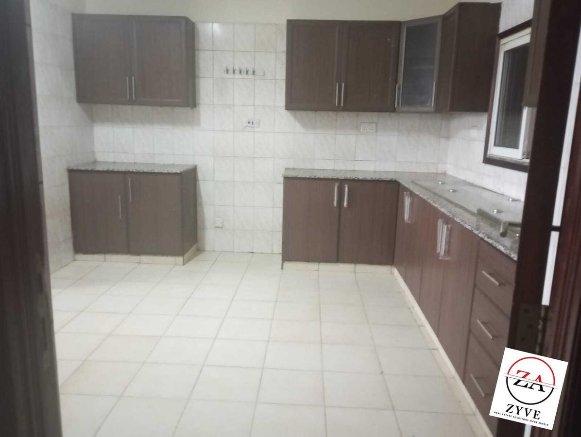 4 Bed Apartment with En Suite at Lavington - 12