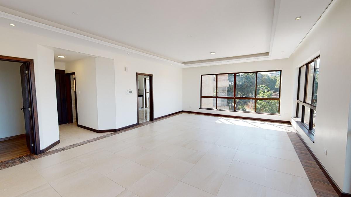 3 Bed Apartment with En Suite in Parklands - 1