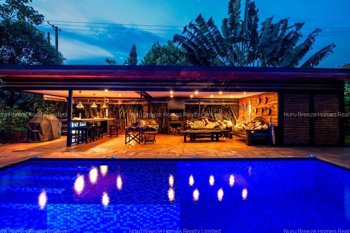 6 Bed House with En Suite in Runda - 17