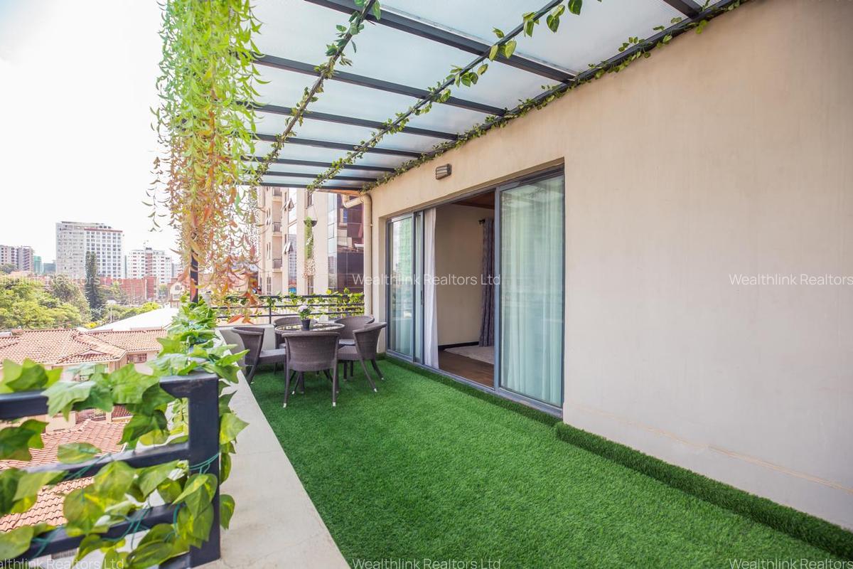 Serviced 2 Bed Apartment with En Suite in Kilimani - 5