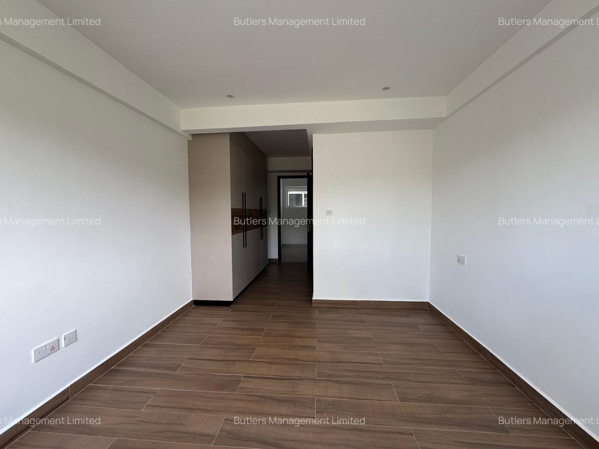 3 Bed Apartment with En Suite in General Mathenge - 13
