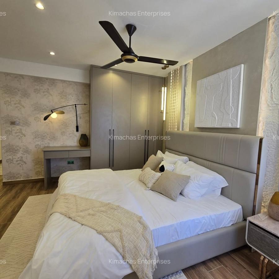 3 Bed Apartment with En Suite at Links Road - 6