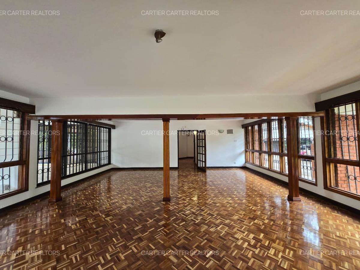 5 Bed House with En Suite in Gigiri - 14