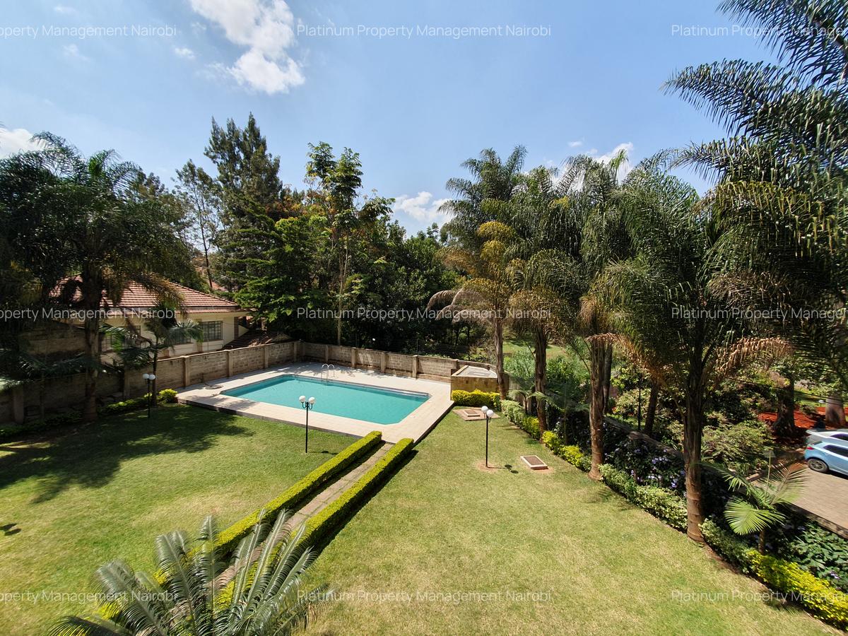 3 Bed Apartment with En Suite at River Gardens Park - 17