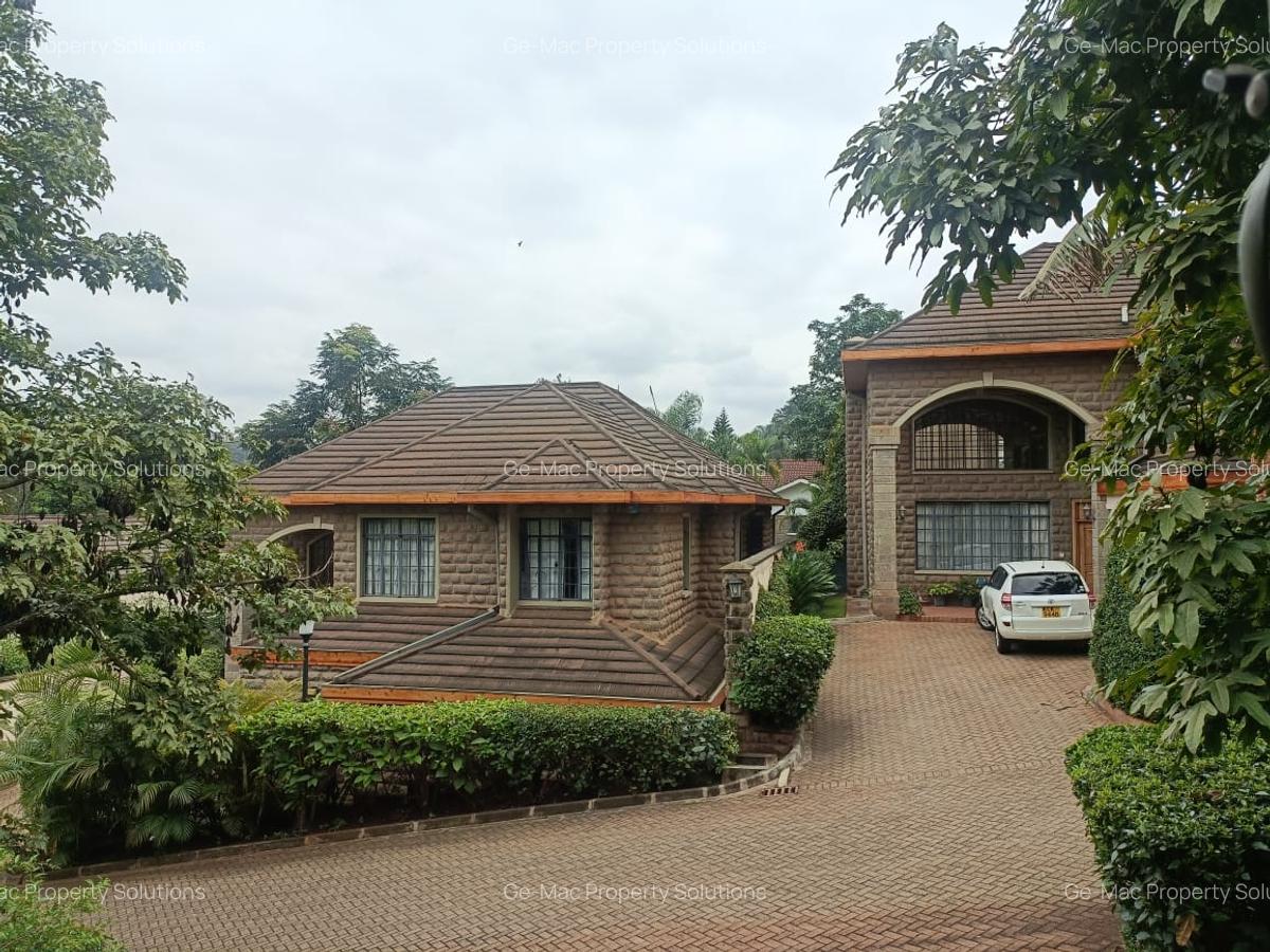 4 Bed House with En Suite in Spring Valley - 13