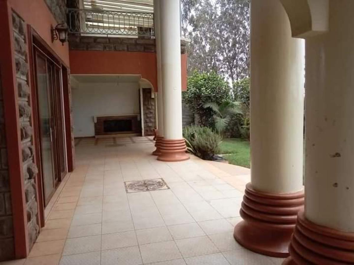 5 Bed House with En Suite in Runda - 15