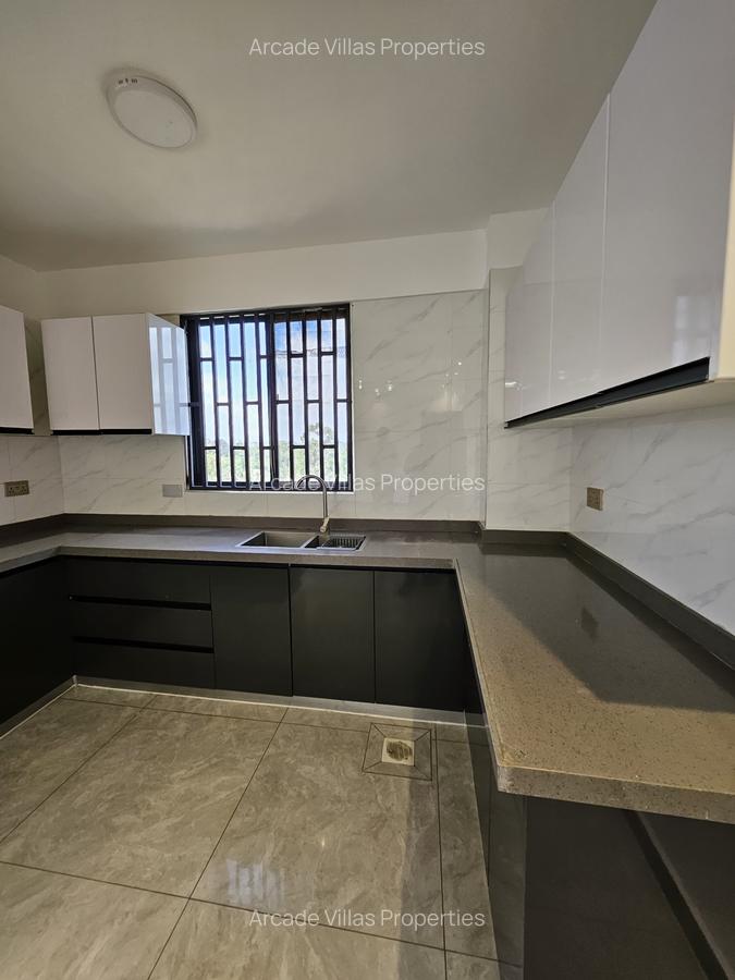 2 Bed Apartment with Gym in Kileleshwa - 12