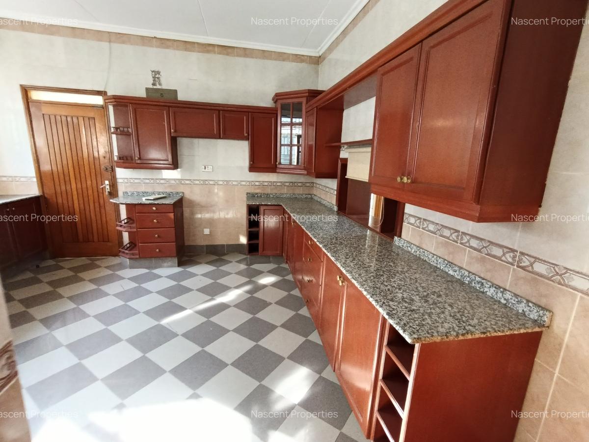 5 Bed House with En Suite in Thigiri - 7