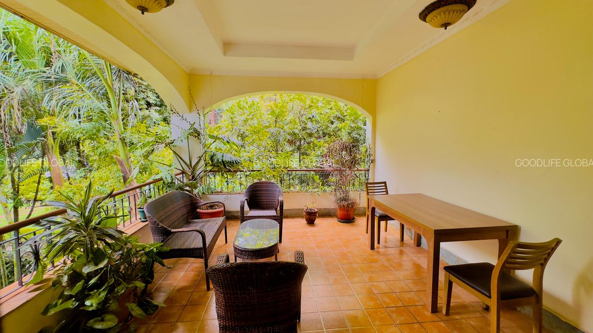 Serviced 2 Bed Apartment with En Suite at Nyari - 10