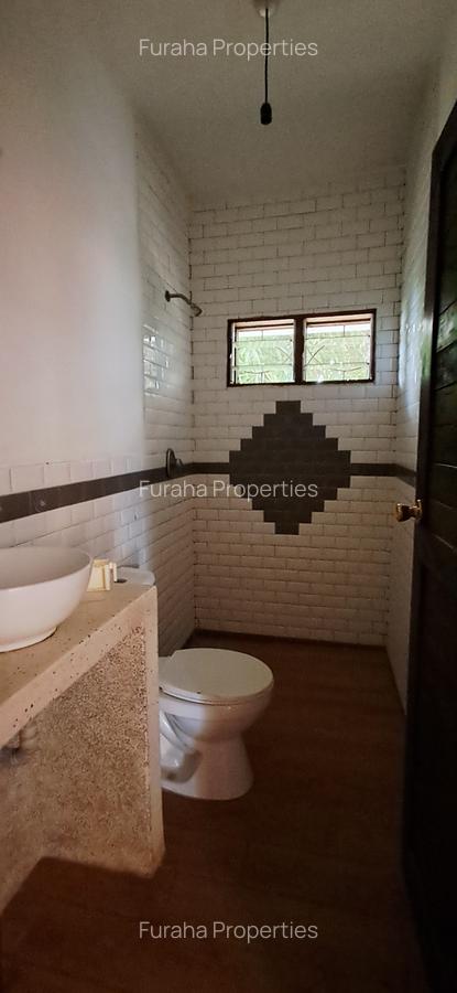 4 Bed House with En Suite at Malindi - 17
