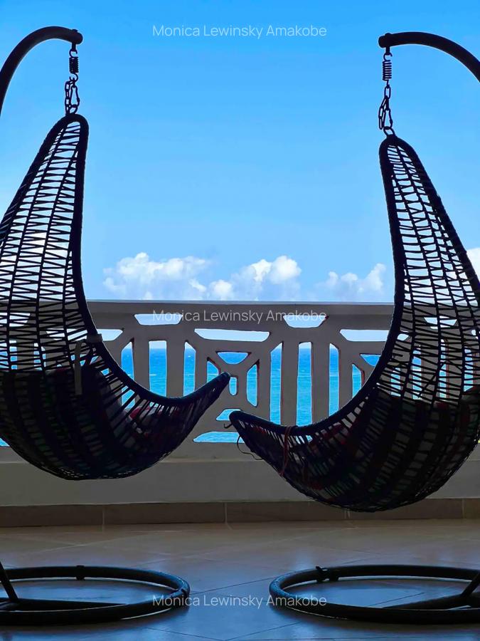 Serviced 2 Bed Apartment with En Suite at Serena Road - 4