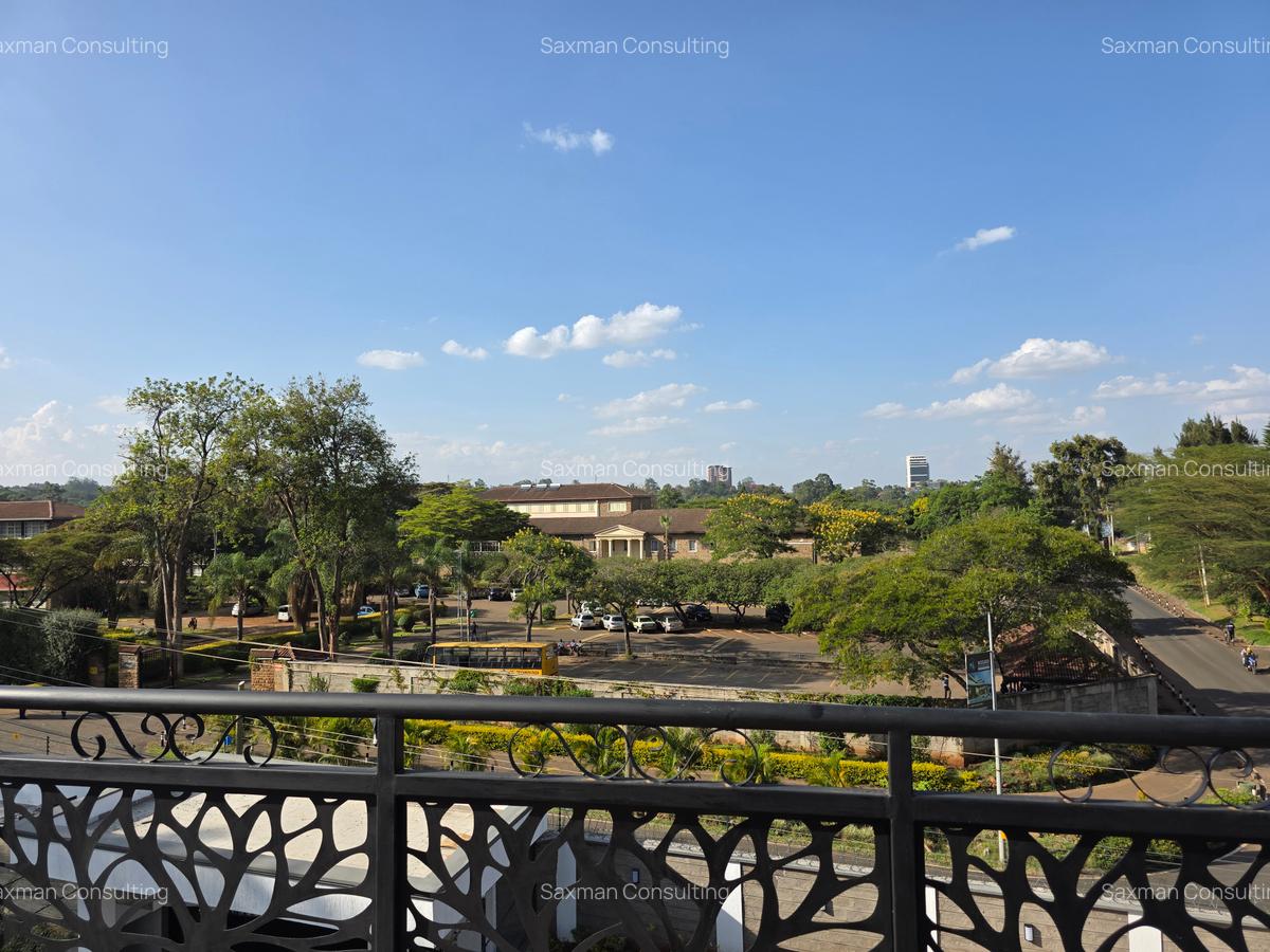 5 Bed Villa with En Suite in Lavington - 7