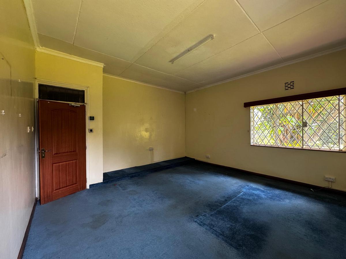 1 ac Commercial Property with Parking in Riverside - 6