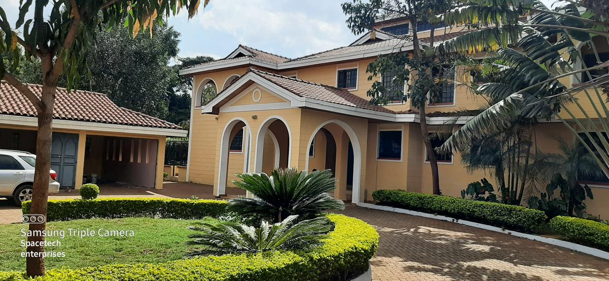 6 bed house with staff quarters in runda