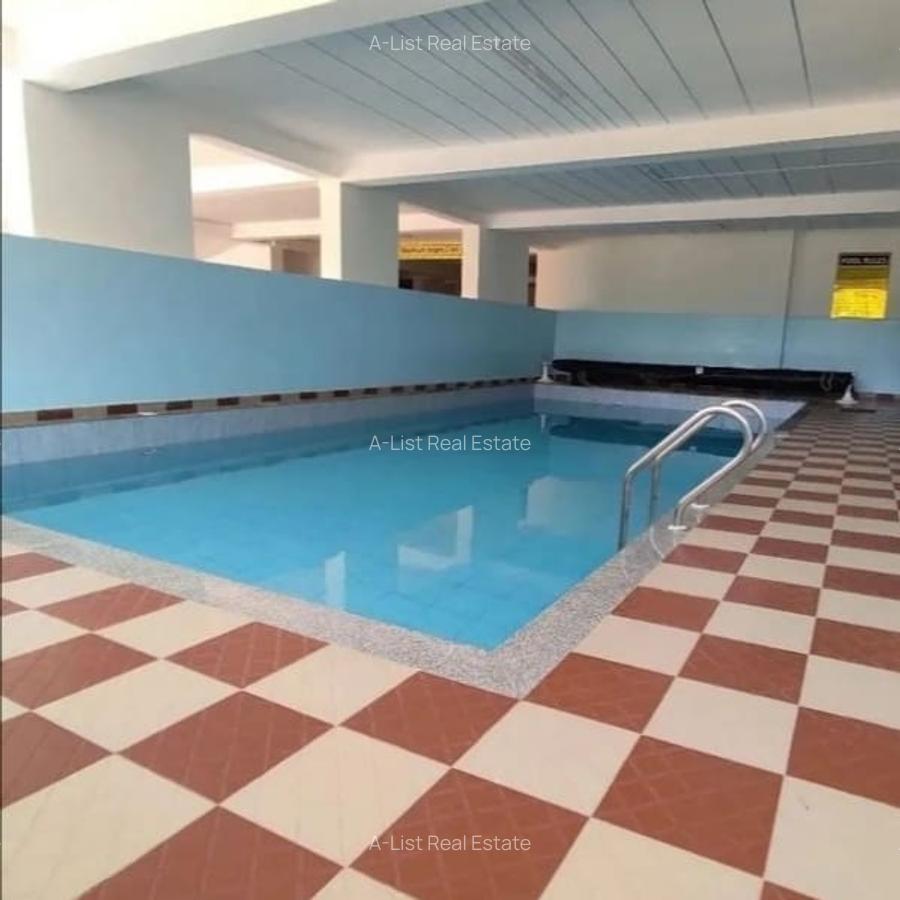 2 Bed Apartment with En Suite at Hatheru Road - 6