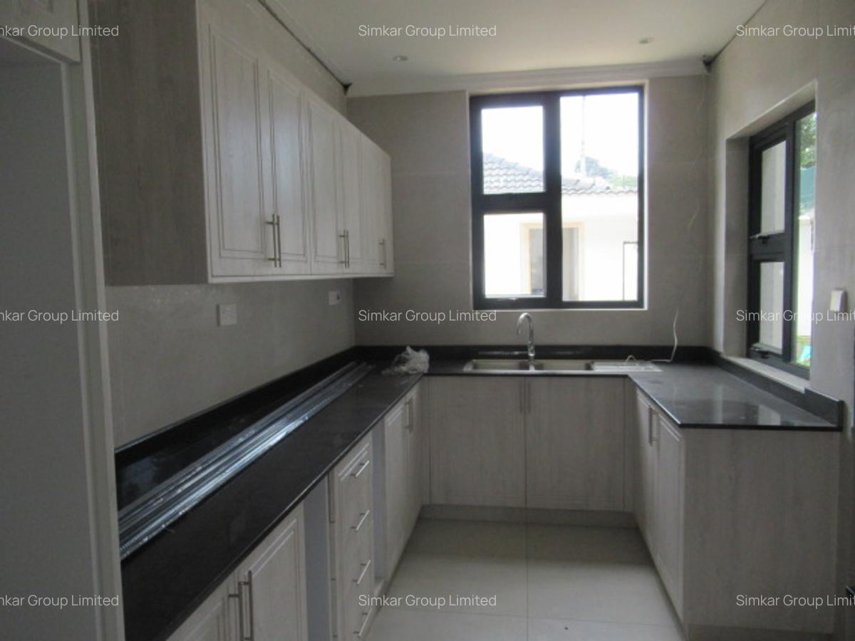 5 Bed House with En Suite at Runda - 7