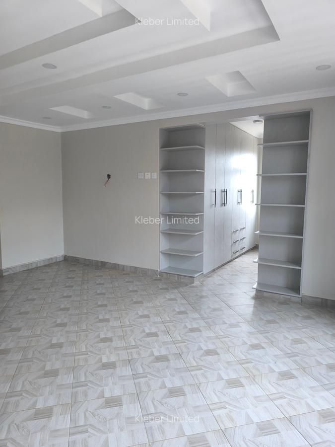 4 Bed House with En Suite in Ruiru - 14