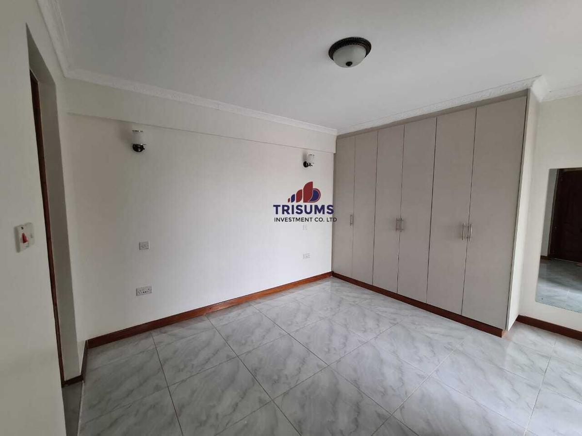 2 Bed Apartment with En Suite at Westlands - 7