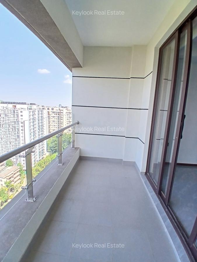 3 Bed Apartment with En Suite at Riverside Drive - 3