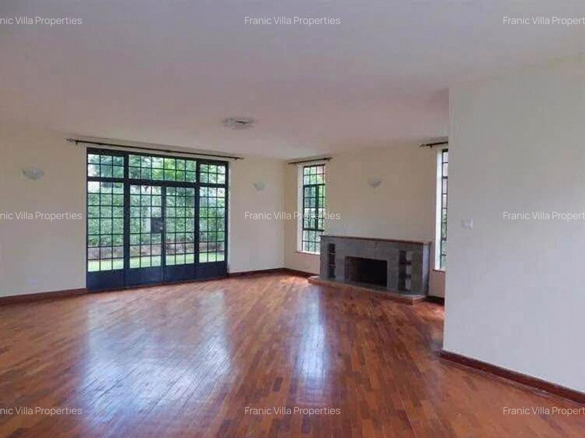 4 Bed Villa with En Suite at Summer Field - 4