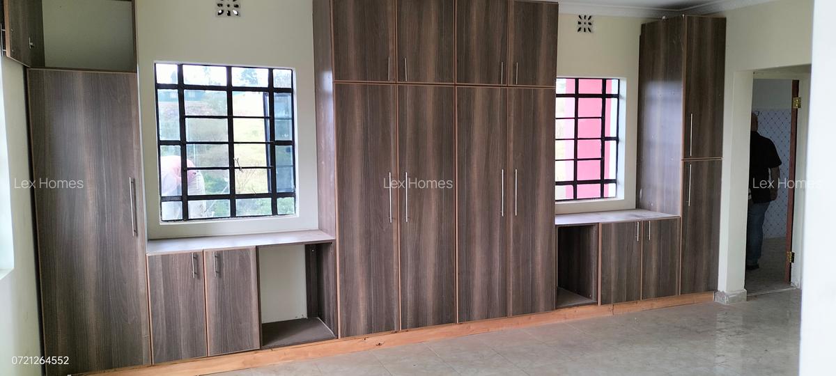 5 Bed House with En Suite in Ongata Rongai - 6