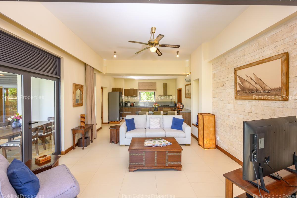 3 Bed House with En Suite at Kilifi Creek - 8