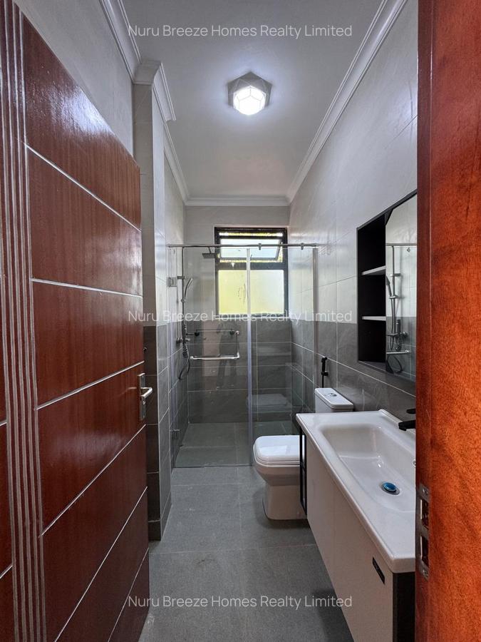 4 Bed Townhouse with En Suite in Karen - 18