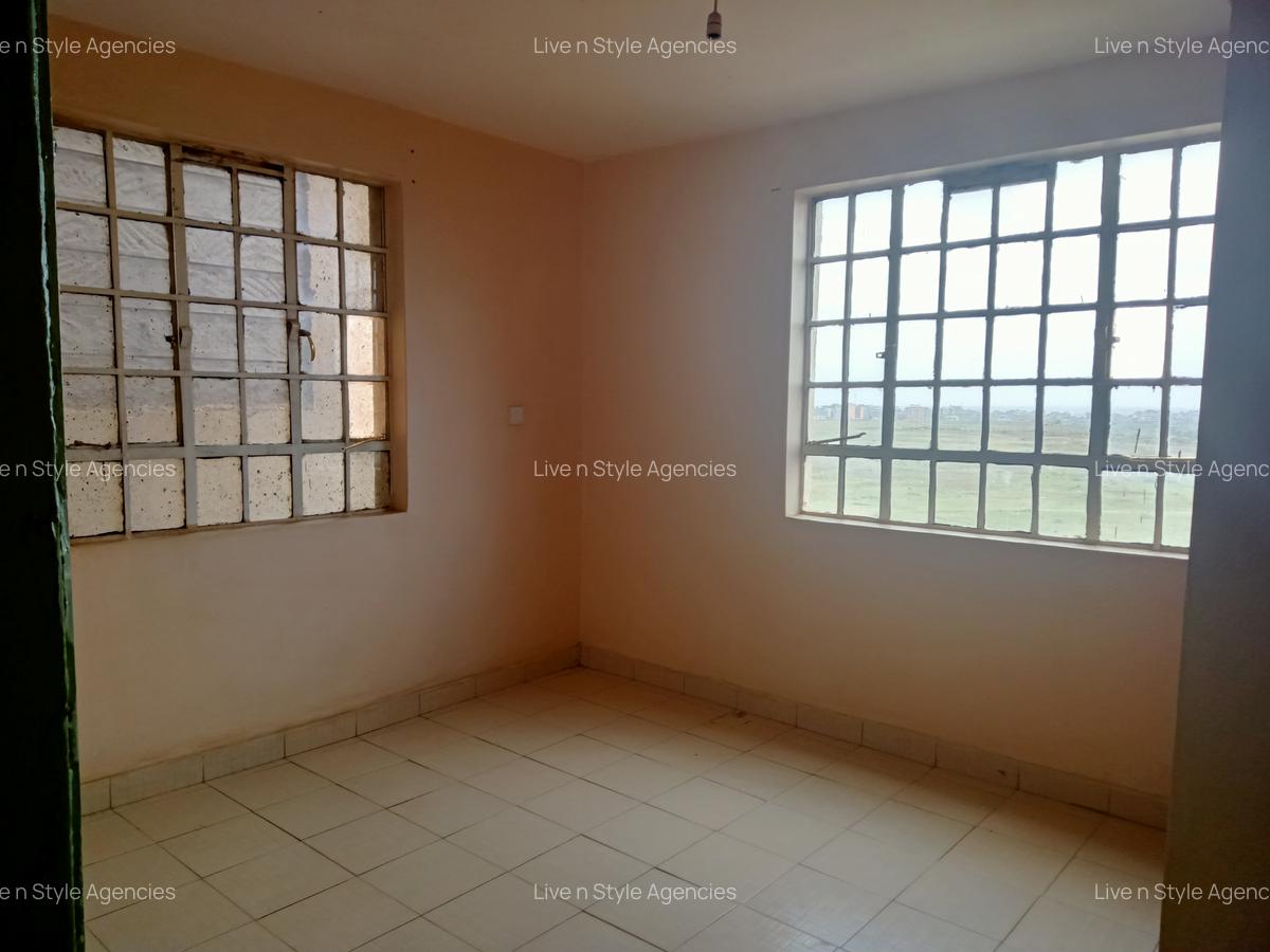 2 Bed Apartment with En Suite in Kasarani - 12