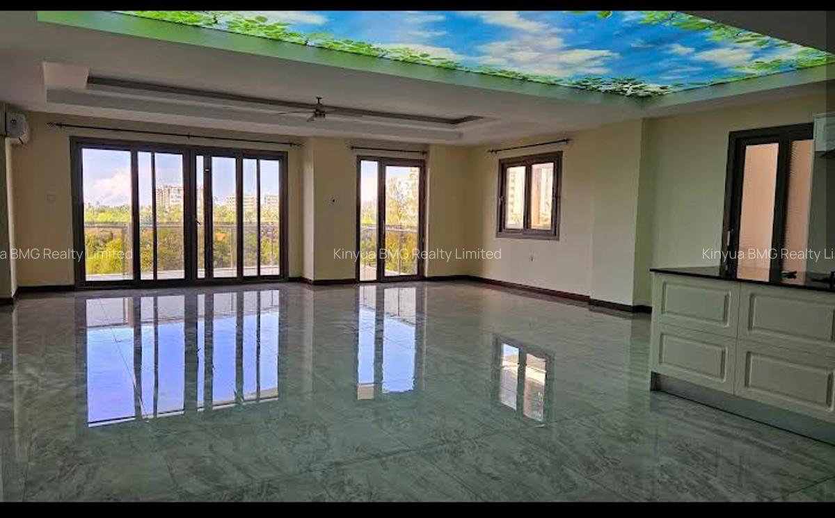 2 Bed Apartment with En Suite in Nyali Area - 1