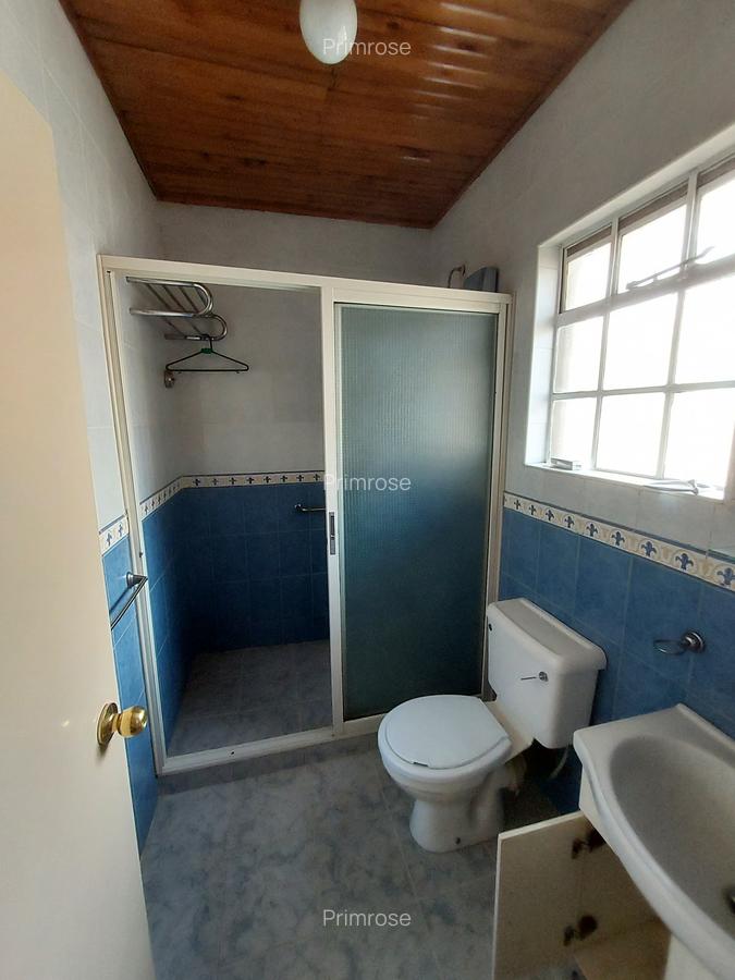 2 Bed Apartment in Riverside - 7