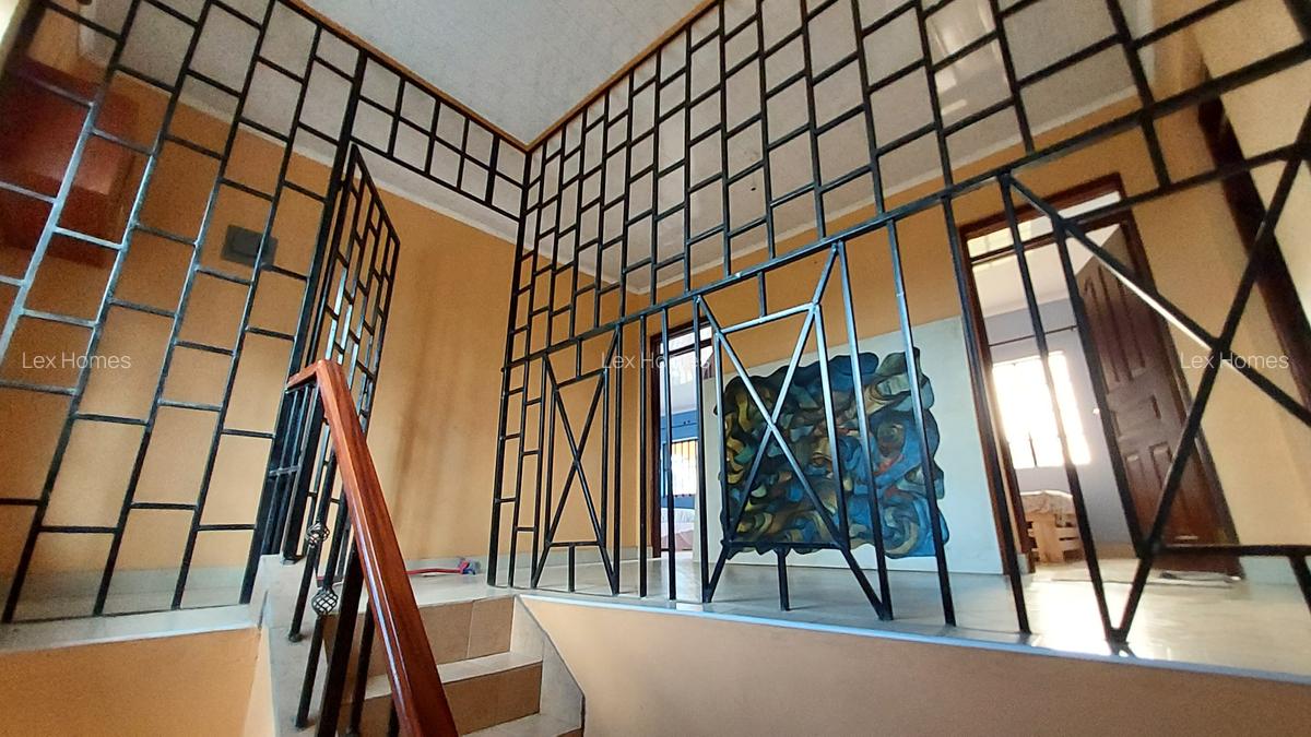 4 Bed House with En Suite at Rangau - 9