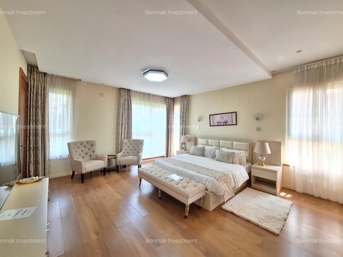 4 Bed Townhouse with En Suite at New Runda - 17