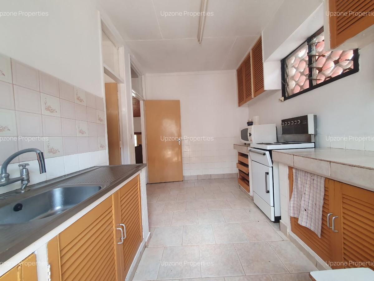 4 Bed House with Staff Quarters in Loresho - 9