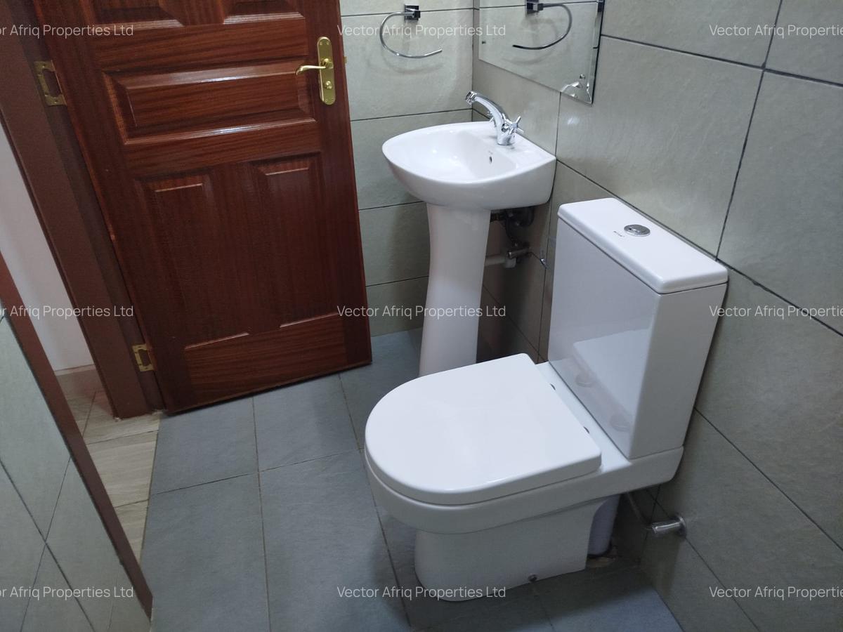 4 Bed House with En Suite in Ruiru - 14