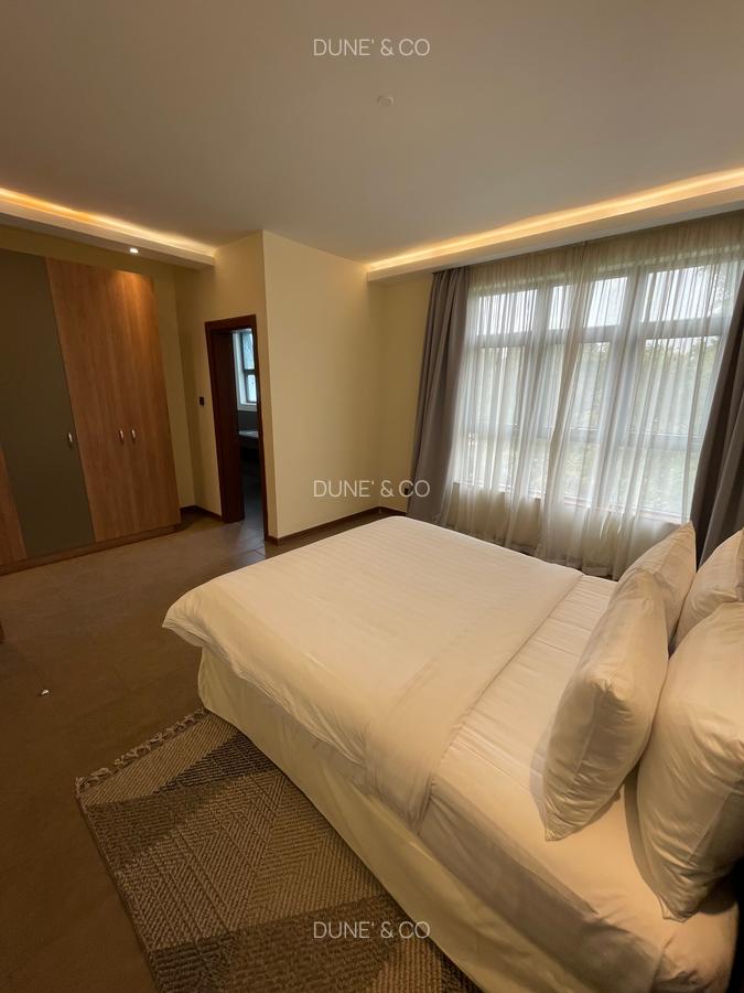 Serviced 2 Bed Apartment with En Suite in Spring Valley - 13