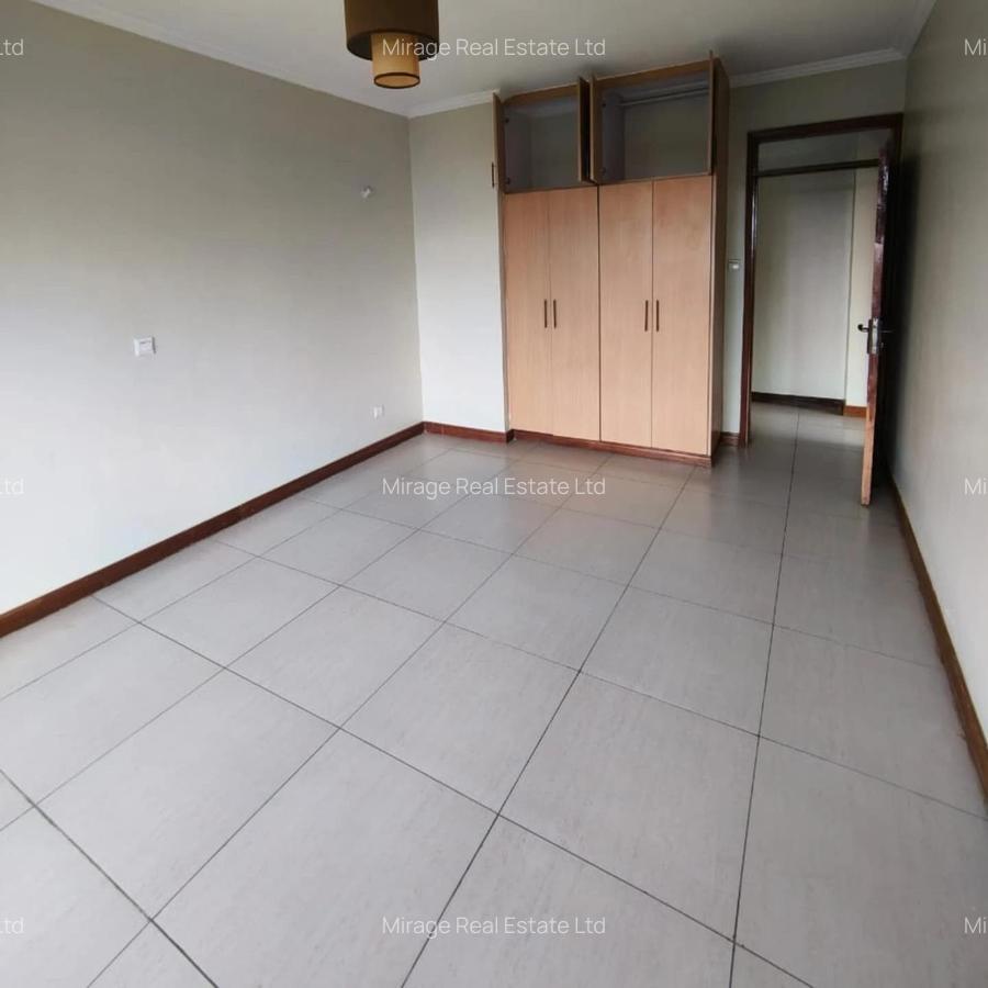 4 Bed Apartment with Swimming Pool in Kileleshwa - 20
