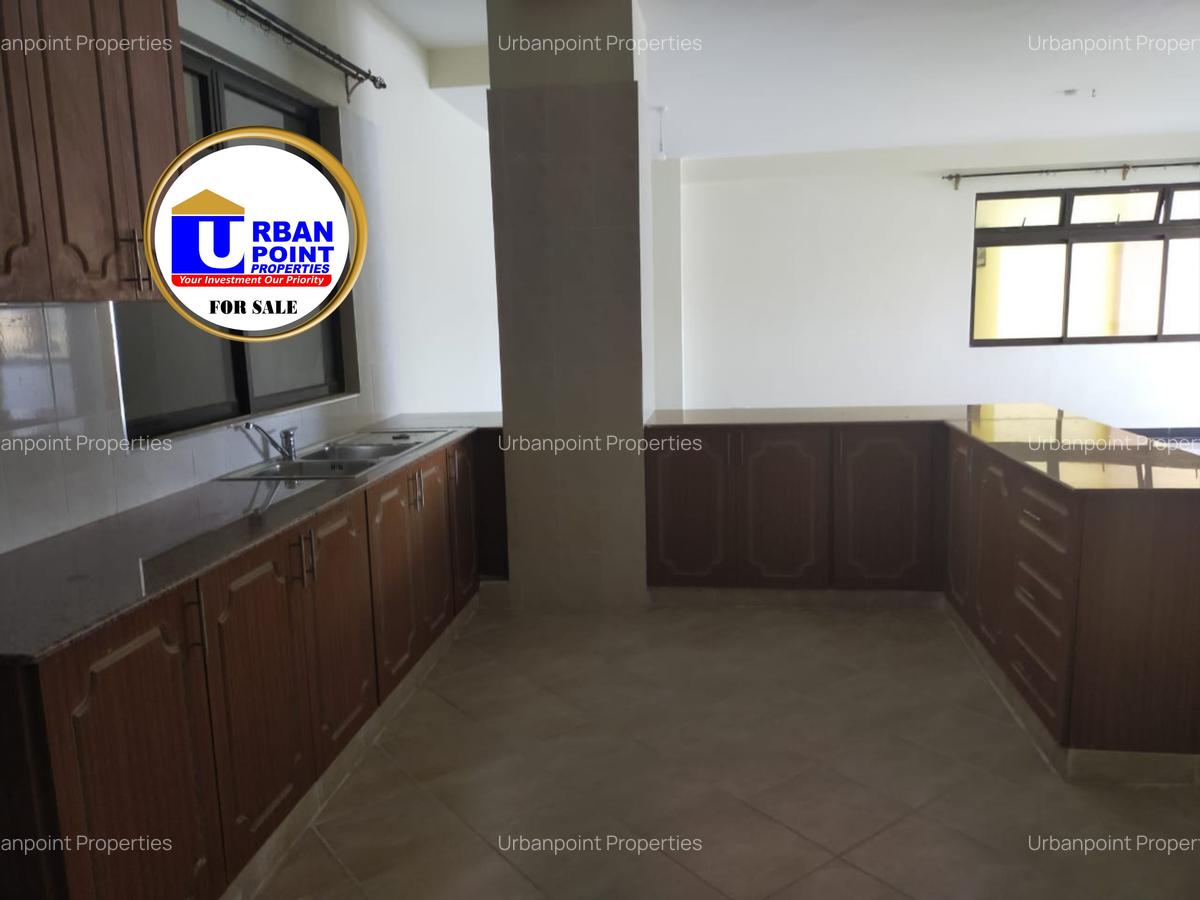 3 Bed Apartment with En Suite in Kizingo - 19