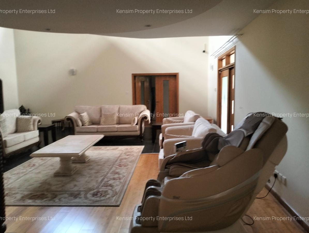 5 Bed Townhouse with En Suite in Kyuna - 6