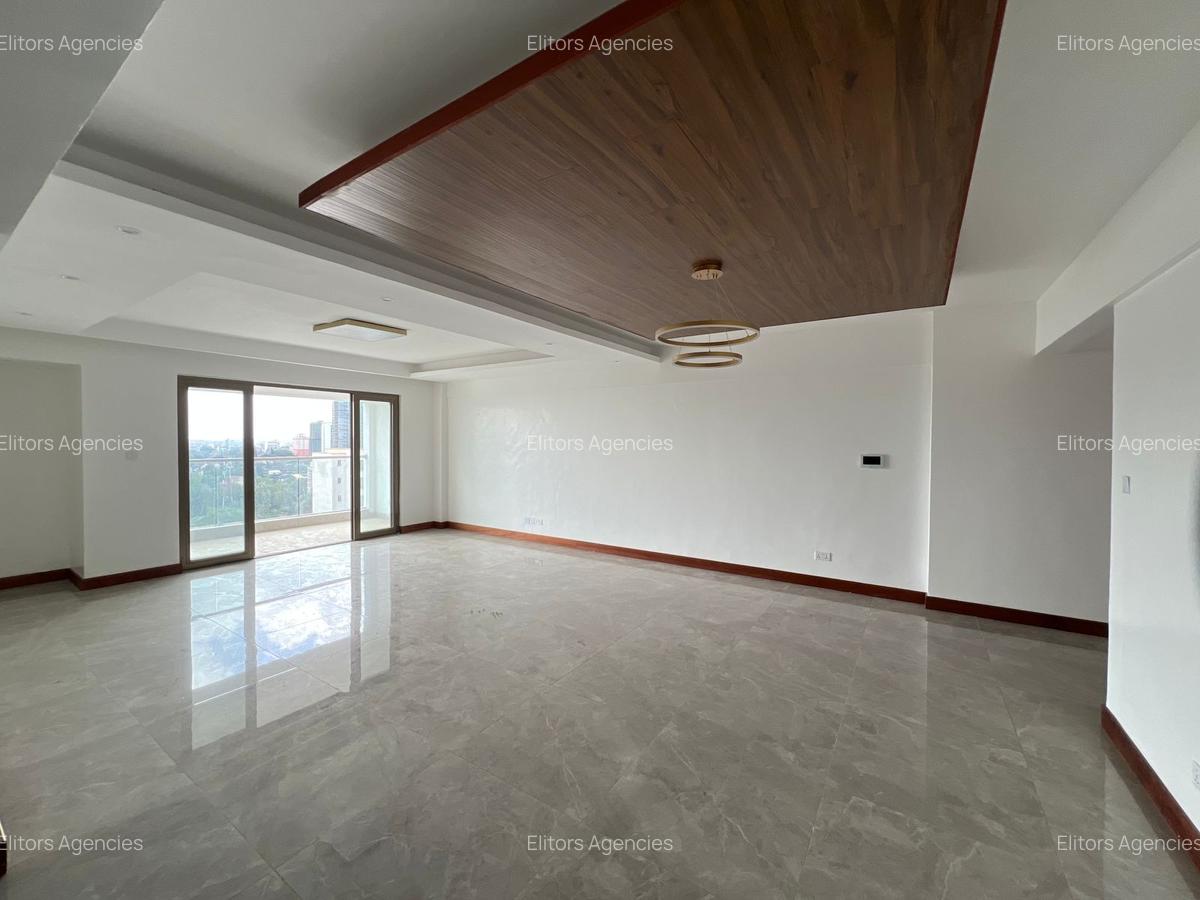 4 Bed Apartment with En Suite at Othaya Road - 7