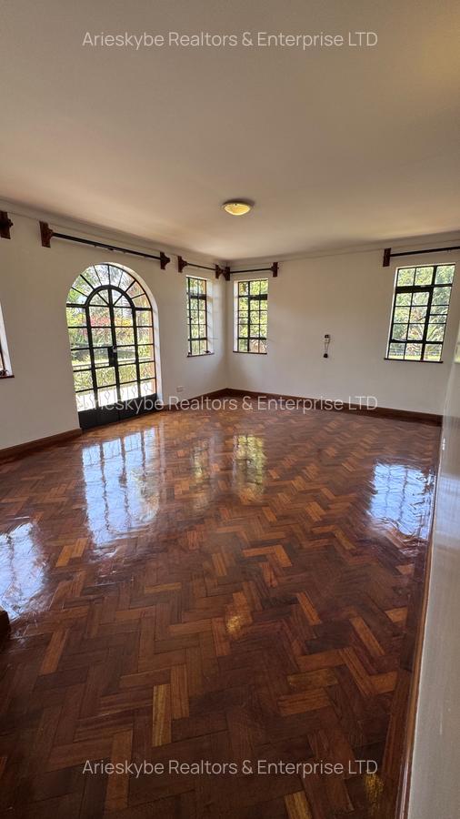 5 Bed House with En Suite in Kitisuru - 17