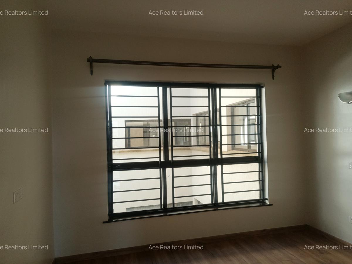 3 Bed Apartment with En Suite at General Mathenge - 8