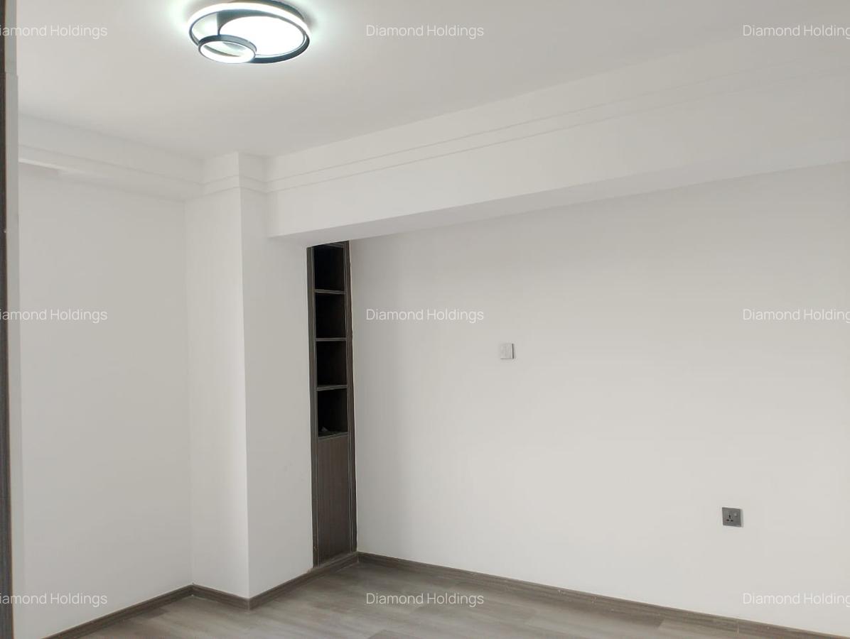 2 Bed Apartment with En Suite at Westland - 4